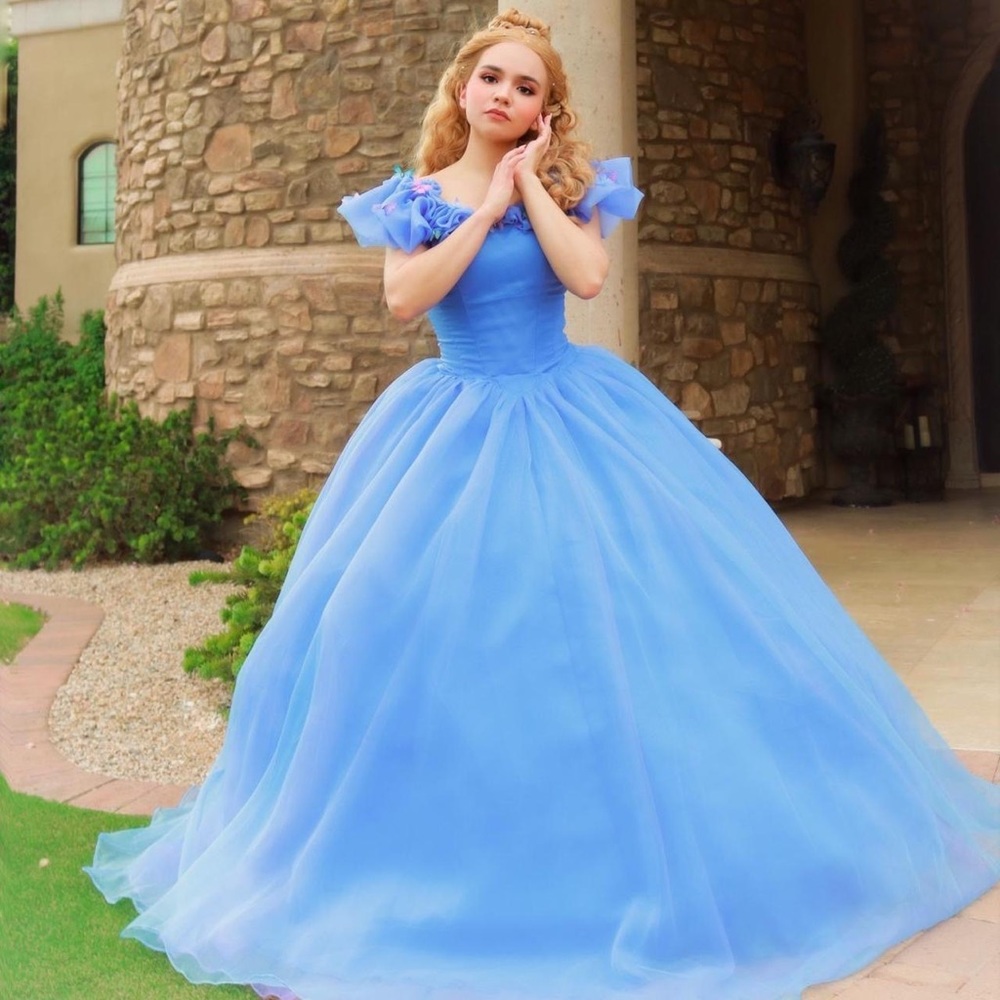 Live Action Cinderella Halloween Cosplay Costume💙✨